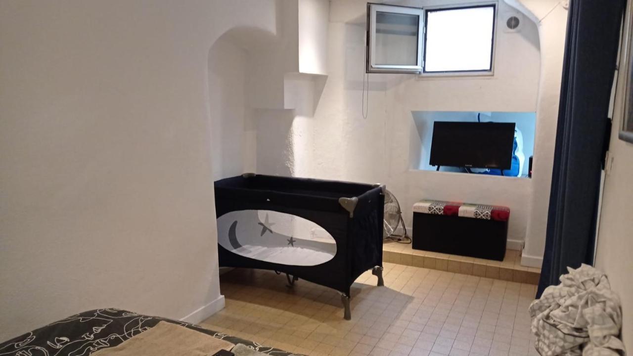 Charming And Modern Cave In The Heart Of The Port Διαμέρισμα Νίκαια Εξωτερικό φωτογραφία